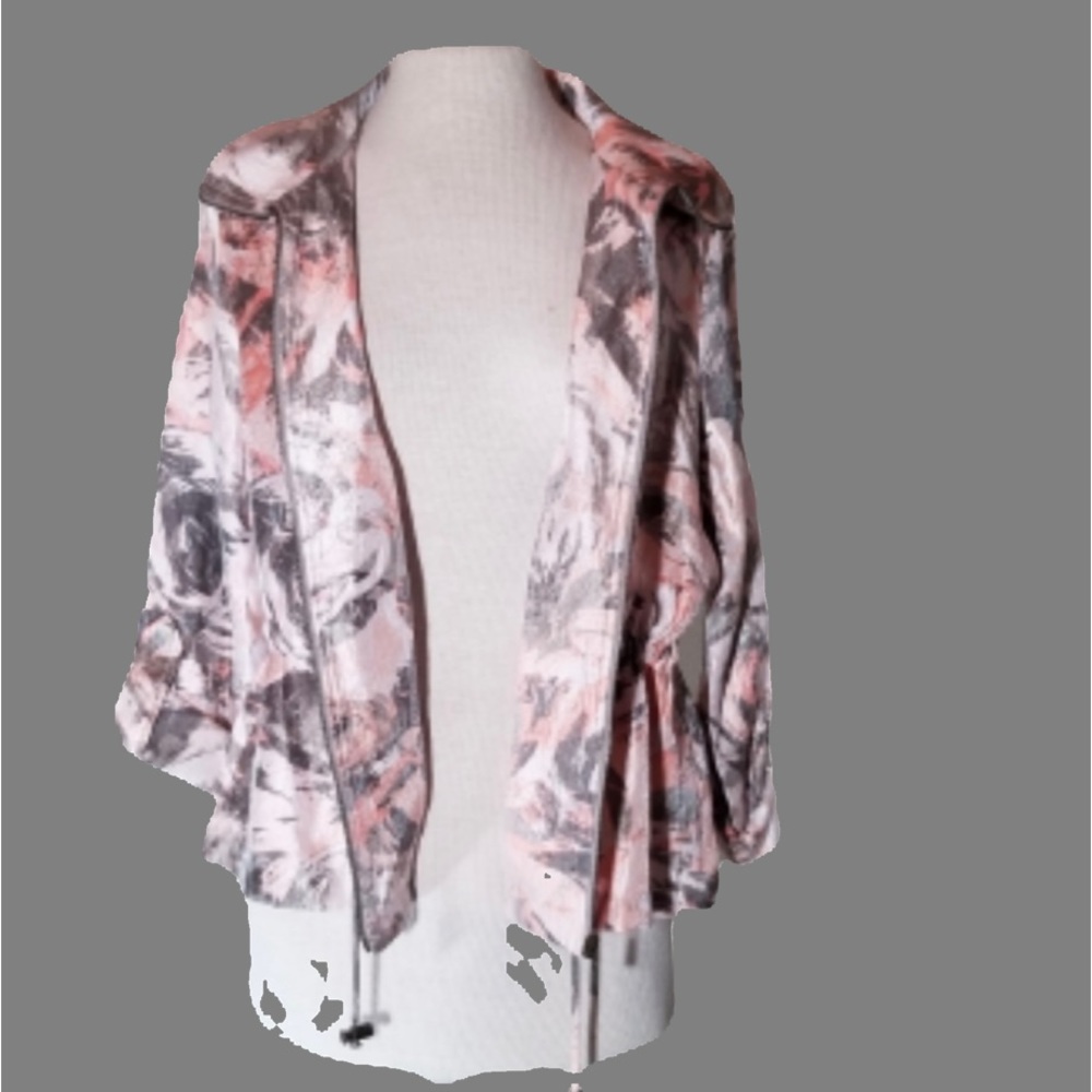 RUBY RD JACKET PINK ABSTRACT FLORAL SIZE 16P WITH ZIPPER AND DRAWSTRING WAIST